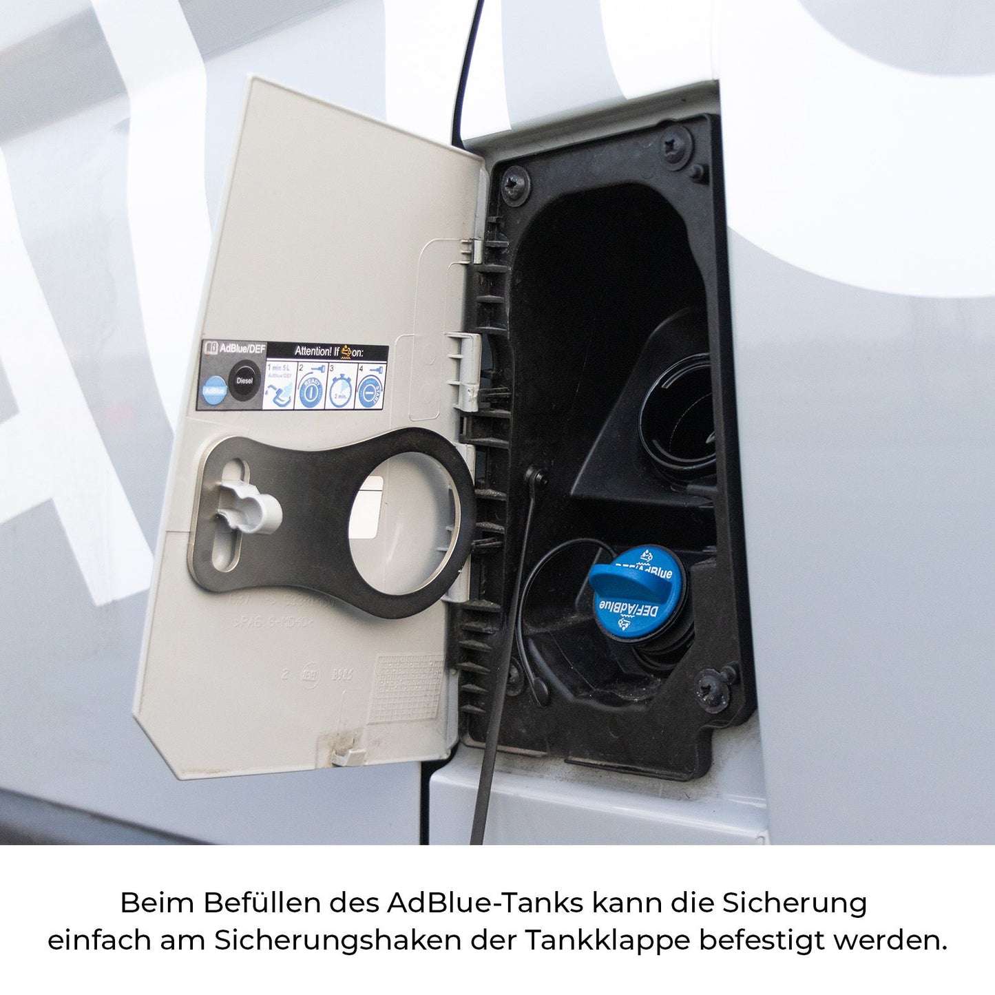 AdBlue Verschluss Sicherung aus Edelstahl - Fiat Ducato
